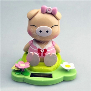 Solar doll pig solar swinging pig solar toy gift car decoration accessories - Pink