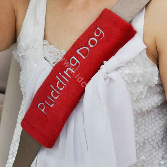 OULILAI Pudding dog Car Front Rear Seat Covers Universal Plush 19pcs - Red