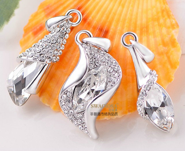 Bling Crystal Alloy Rhinestone Pendant DIY Phone Case Cover Deco Kit 33*10mm - White