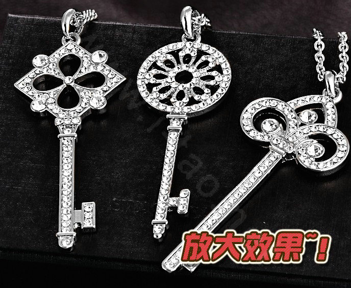 Bling Key Metal Alloy Crystal Rhinestone DIY Phone Case Cover Deco Kit 26*77mm - White