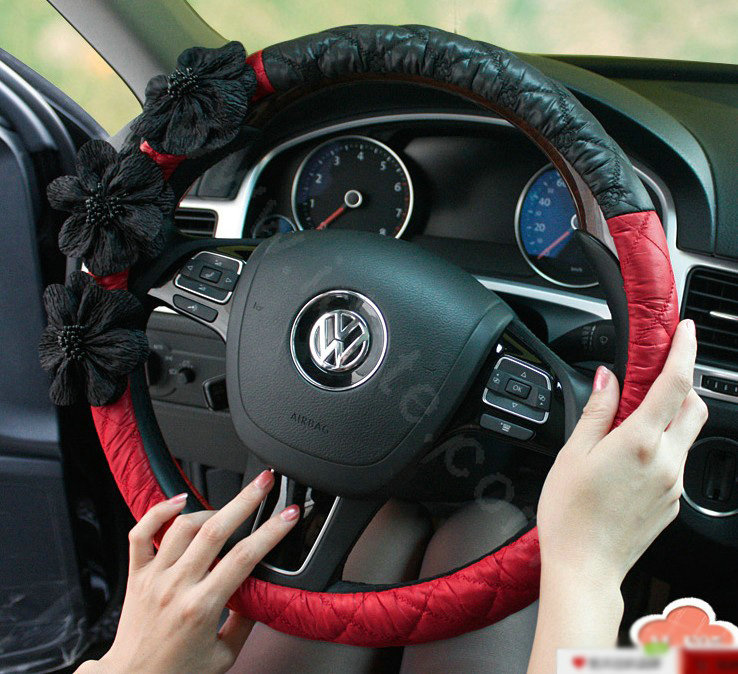 Auto Car Steering Wheel Cover Black Flower Nylon shioze Diameter 15 inch 38CM - Red