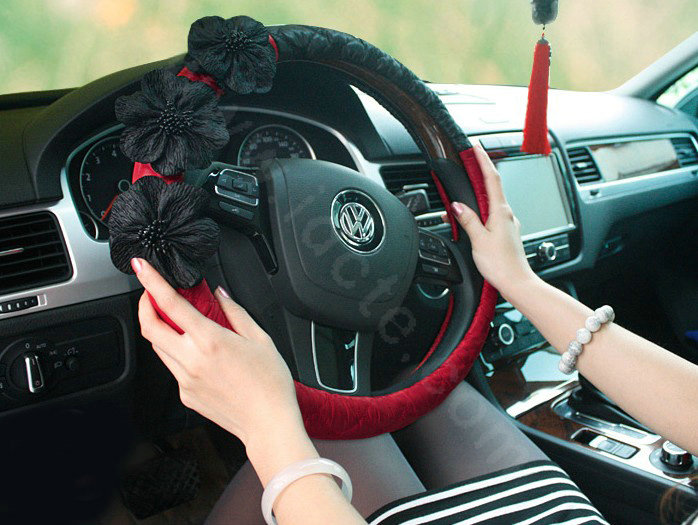 Auto Car Steering Wheel Cover Black Flower Nylon shioze Diameter 15 inch 38CM - Red