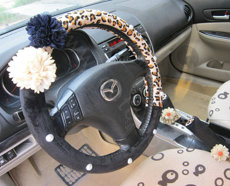 Auto Car Steering Wheel Cover Flower Leopard Velveteen Diameter 15 inch 38CM - Brown Black