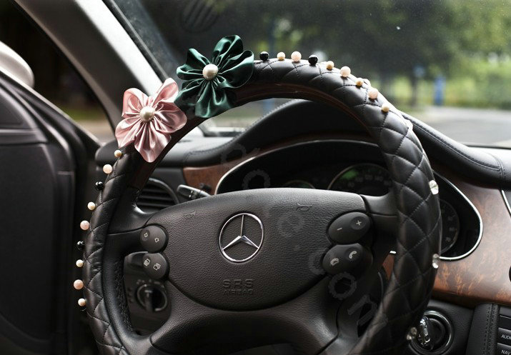 Auto Car Steering Wheel Cover Flower Pearl Cowhide Diameter 15 inch 38CM - Black