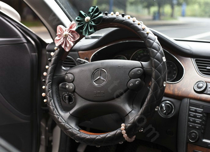 Auto Car Steering Wheel Cover Flower Pearl Cowhide Diameter 15 inch 38CM - Black