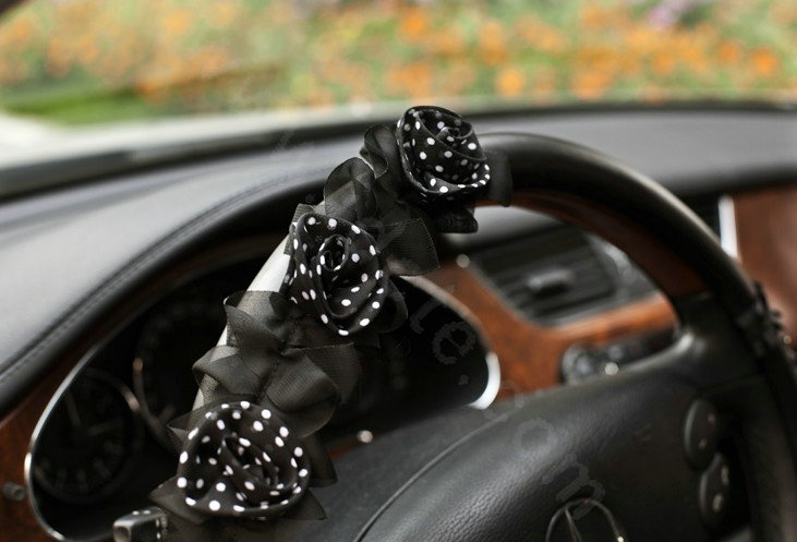 Auto Car Steering Wheel Cover Flower lace Crystal Sheepskin Diameter 15 inch 38CM - Black