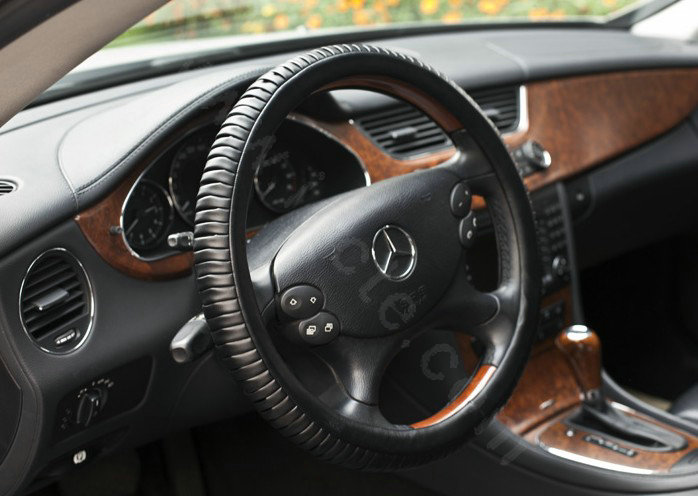 Auto Car Steering Wheel Cover Gearwheel Cowhide Diameter 15 inch 38CM - Black