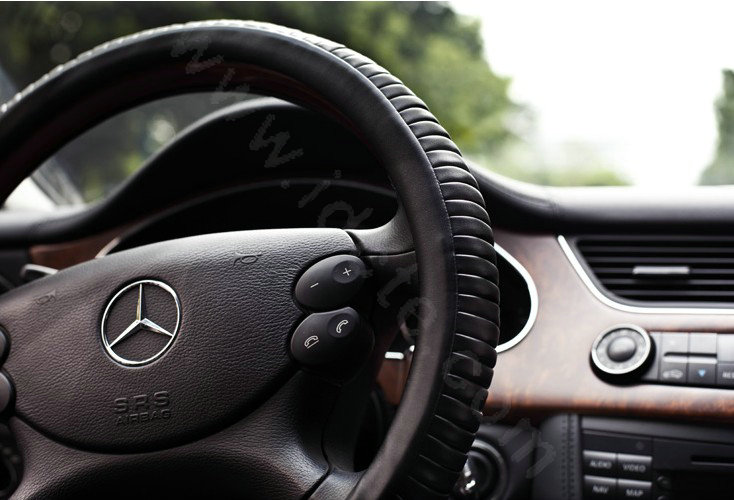 Auto Car Steering Wheel Cover Gearwheel Cowhide Diameter 15 inch 38CM - Black