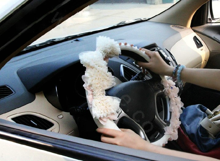 Hot sales Car Steering Wheel Cover Lace Bowknot Pearl Deerskin 14 inch 36CM - Pink