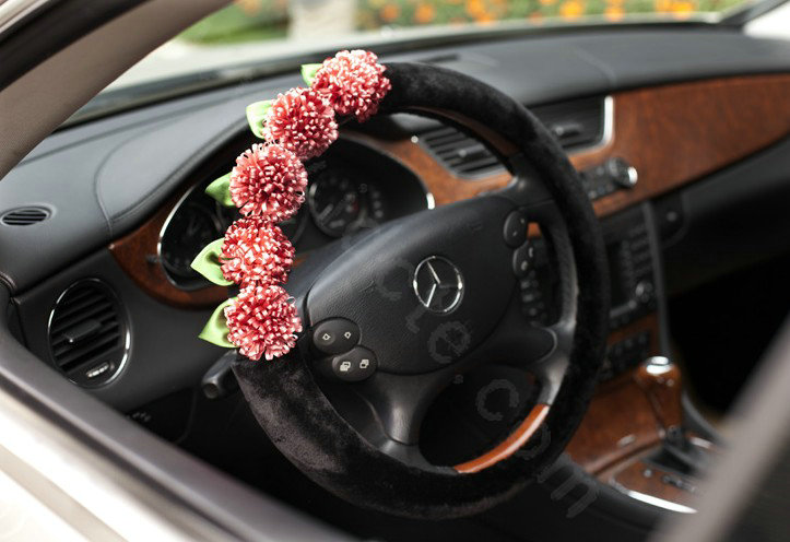 Auto Car Steering Wheel Cover Red Flowers Woolen Diameter 15 inch 38CM - Black