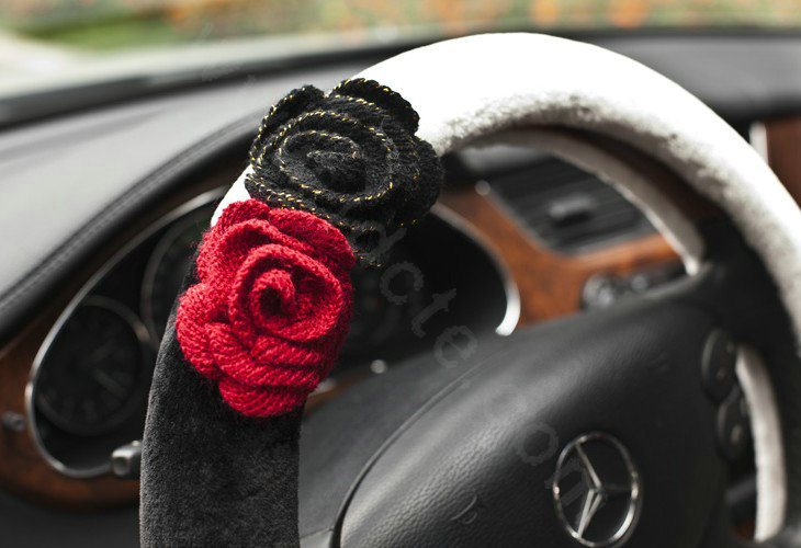 Auto Car Steering Wheel Cover Rose Cashmere Diameter 16 inch 40CM - Black+White