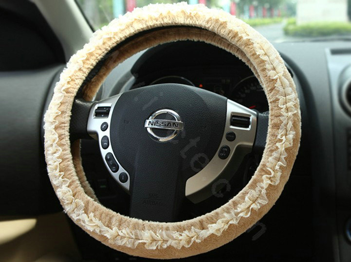 Retro Auto Car Steering Wheel Cover Lace Plush Diameter 15 inch 38CM - Beige