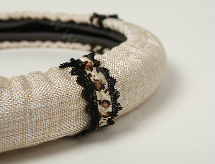 Retro Auto Car Steering Wheel Cover Lace Plush Diameter 15 inch 38CM - Light Brown