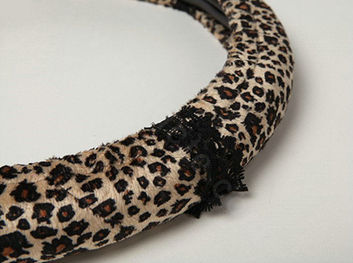 Retro Auto Car Steering Wheel Cover Leopard Lace Plush Diameter 15 inch 38CM - Black