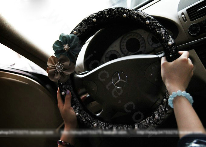 Romantic Auto Car Steering Wheel Cover flower Lace Pearl Diameter 16 inch 40CM - Black