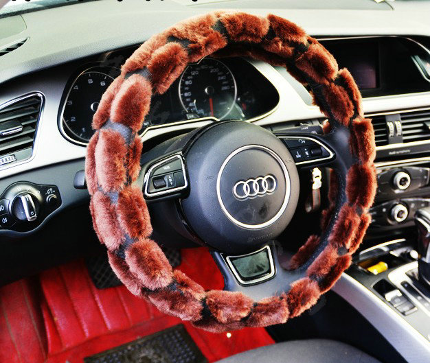 Yle Auto Car Steering Wheel Cover Plush Diameter 15 inch 38CM - Brown