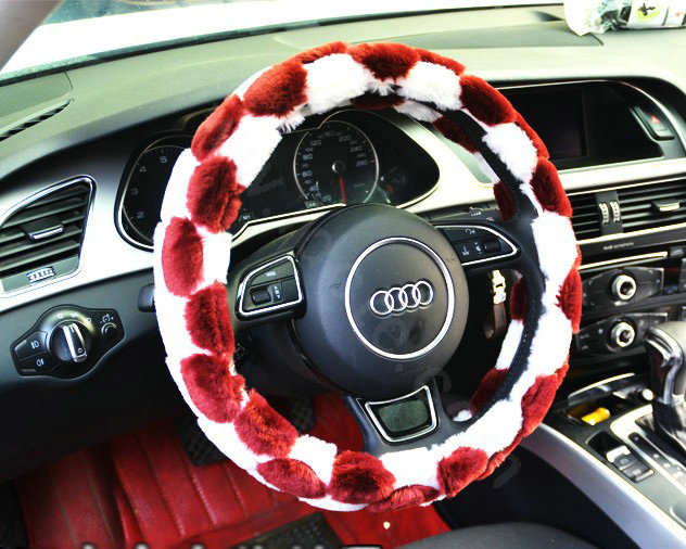 Yle Auto Car Steering Wheel Cover Plush Diameter 15 inch 38CM - White Red
