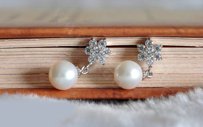 925 sterling silver Natural freshwater pearl Snowflake earrings Eardrop 9X9.5mm