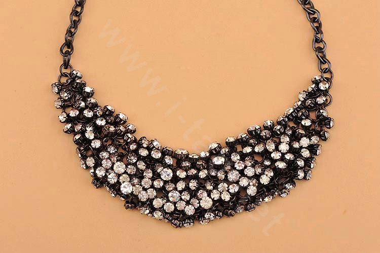 High-end fashion women choker exaggeration luxury Daisy Crystal bib necklace - Black