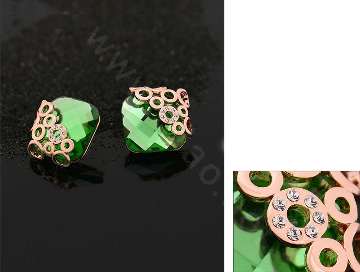 Luxury crystal diamond exaggerating rhombus green gem stud earrings 18k gold plated
