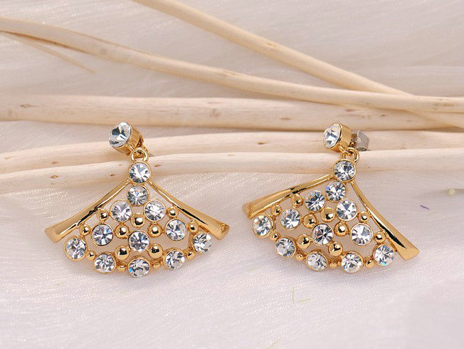 Luxury crystal exaggerating fan dangle stud earrings 18k gold plated