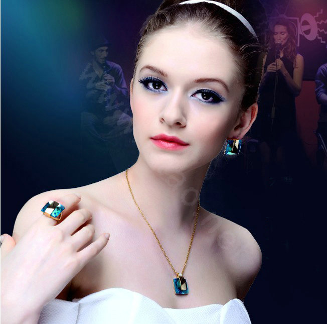 Luxury crystal exaggerating geometry stud earrings 18k gold plated - Blue