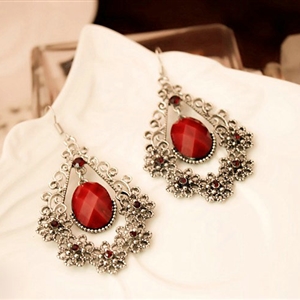 Luxury exaggerating hollow flowers retro crystal raindrop dangle earrings - Red