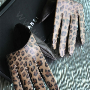Fashion Women Leopard Genuine Leather Sheepskin Half Palm Short Gloves Size L - Brown