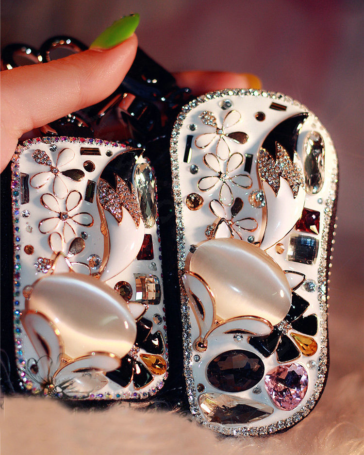 Fox flower Crystal Auto Key Bag Pocket Genuine Leather camber Car Key Case Key Chain - White