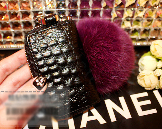Luxury Crystal Auto Key Bag Pocket Genuine Leather Car Key Case fur ball Key Chain - Purple