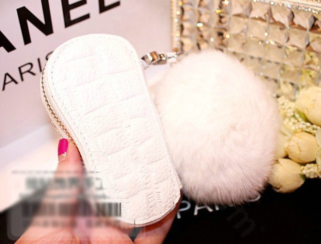 Luxury Crystal Auto Key Bag Pocket camber Genuine Leather Car Key Case Key Chain - White