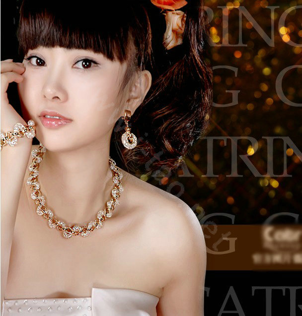 Luxury 18k Rose Gold Chain Necklace Champagne Wire Crystal Zircon Necklace Female Fashion Jewelry