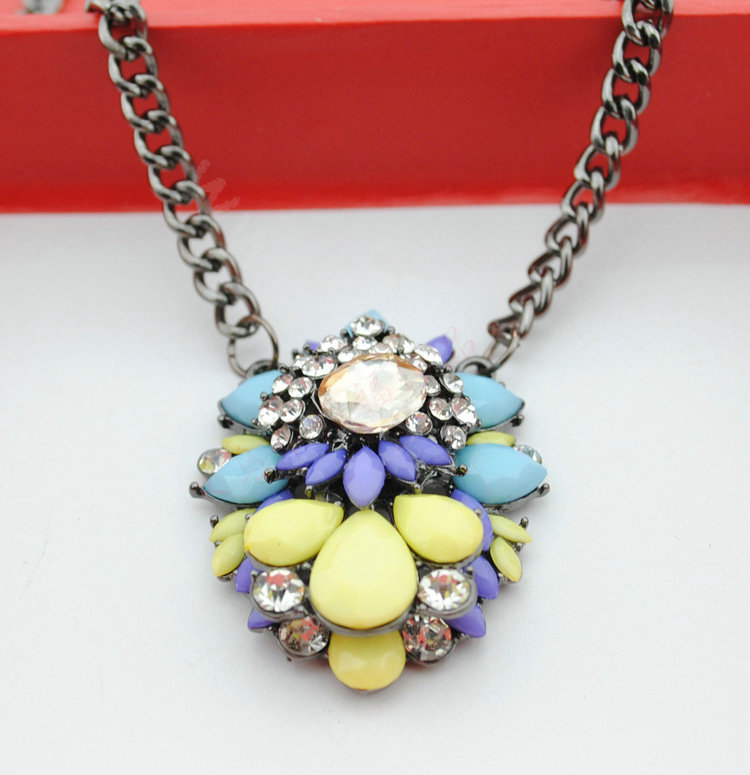 Luxury Crystal Flower Gemstone Pendant Choker Statement Necklace Women Jewelry - Purple