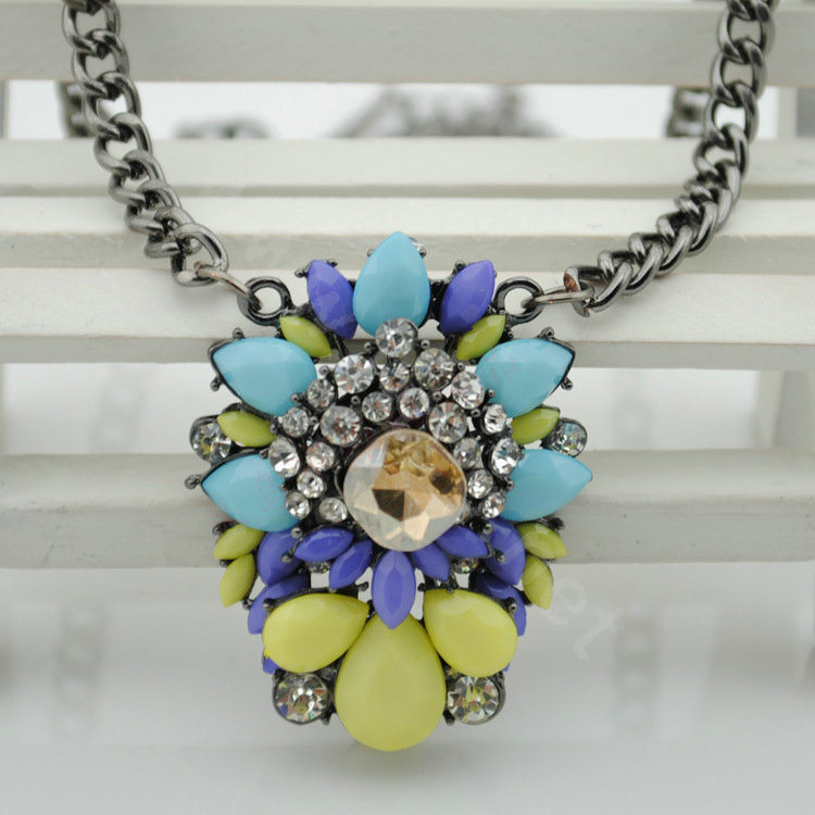Luxury Crystal Flower Gemstone Pendant Choker Statement Necklace Women Jewelry - Purple