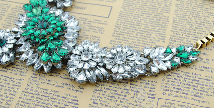 Luxury Crystal Flower Wings Pendants Chokers Statement Bib Necklace Women Jewelry - Green