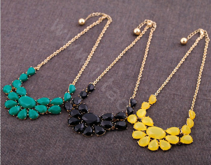 Luxury Crystal Gemstone Flower Pendant Choker Bib Statement Necklace Women Jewelry - Yellow