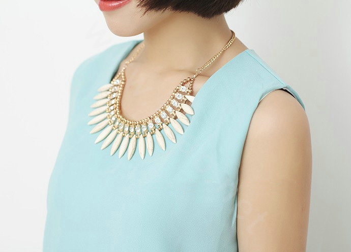 Luxury Crystal Gemstone Pendant Bohemia Choker Bib Statement Necklace Women Jewelry - Beige