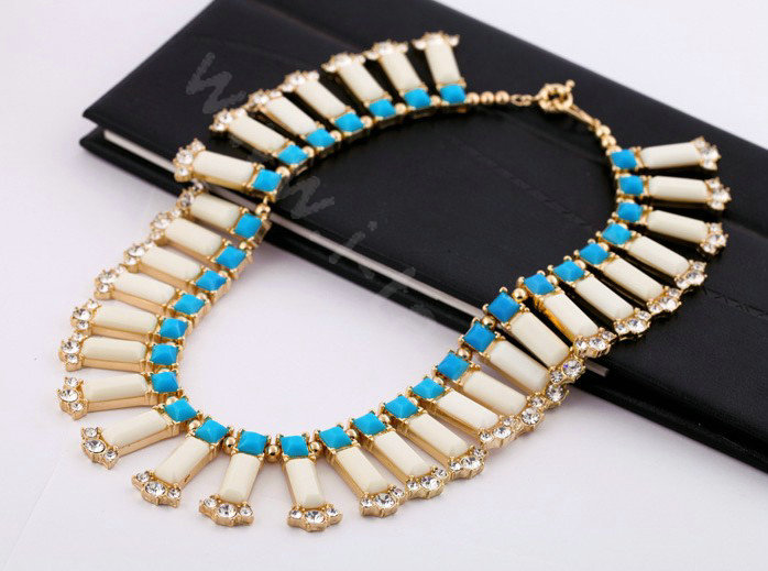 Luxury Crystal Gemstone Pendant Choker Bohemia Bib Statement Necklace Women Jewelry - Beige+Blue
