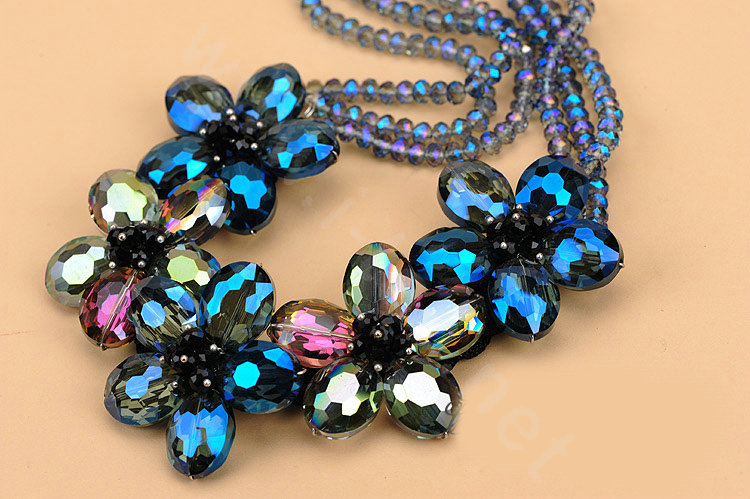 Luxury Exaggeration Women Choker Multilayer Crystal Bead Flower Bib Necklace Jewelry - Blue