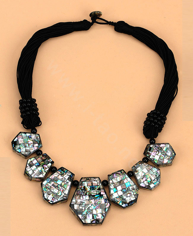 Luxury Fashion Women Exaggeration Choker Bead Natural Shell Bib Necklace Jewelry - Black