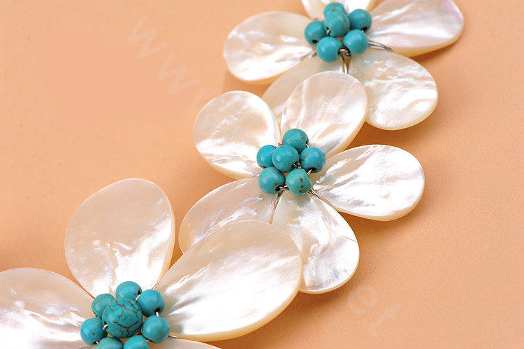 Luxury Fashion Women Handwoven Choker Turquoise Natural shell Flower Bib Necklace Jewelry - White