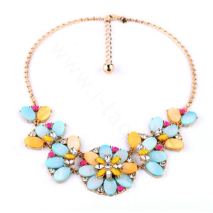 Luxury Multicolor Crystal Shell Flower Pendant Choker Bib Statement Necklace Women Jewelry