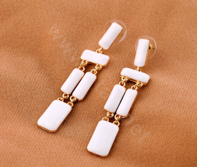 Luxury Unique White Gemstone Drop Stud Earrings Gold Plated Women Fashion Jewelry