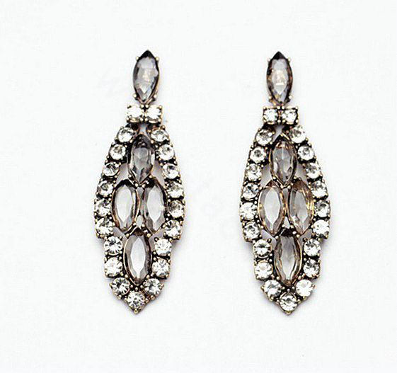 Retro Unique White Crystal Leaves Stud Earrings Gold Plated Women Fashion Jewelry