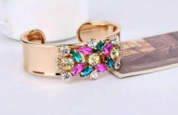Women Retro Exaggeration Colored Gem Rhinestone Alloy GP Bracelet Jewelry - Gold
