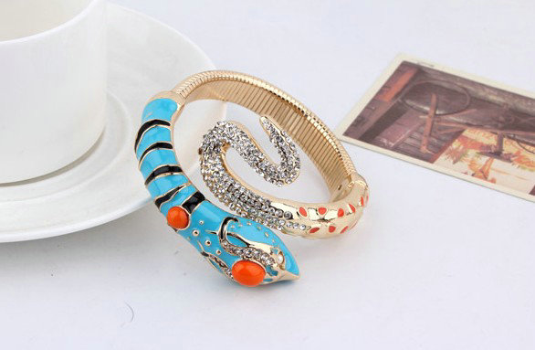 Women Retro Exaggeration Crystal Snake Alloy GP Bracelet Jewelry - Blue