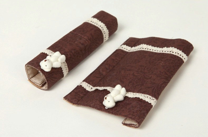 Bear Bud Silk Velvet Automotive Seat Safety Belt Covers Car Decoration 2pcs - Brown