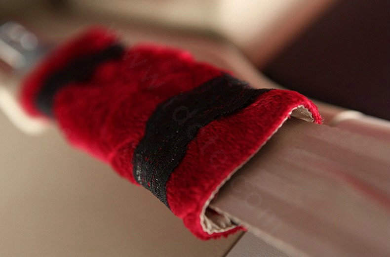 Elegant Bud Silk Velvet Automotive Seat Safety Belt Covers Car Decoration 2pcs - Red