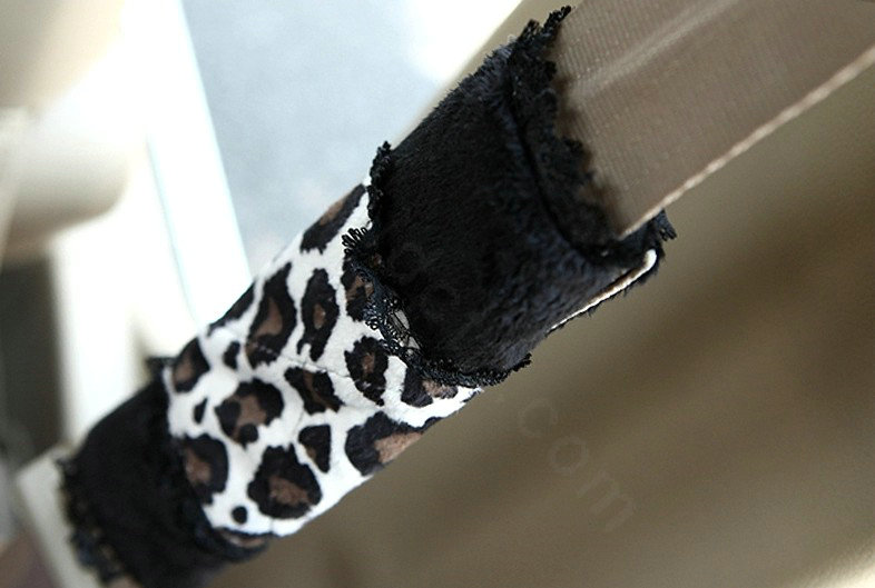 Funky Bud Silk Velvet Leopard Print Automotive Seat Safety Belt Covers Car Decoration 2pcs - Black