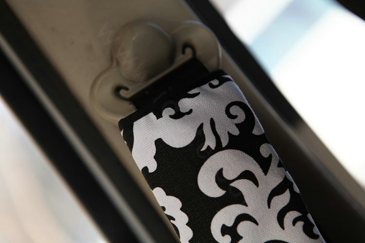 Personalised Canvas Cloth Cotton Lotus Flower Auto Seat Safety Belt Covers Car Decoration 2pcs - White